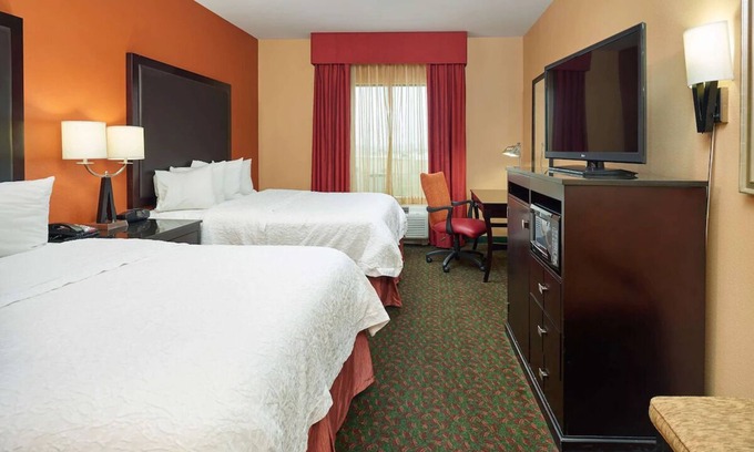 Waco Hotel | Relaxing Stay, Easy Access to I-35! Free Parking & Breakfast | 2 Units, Pool!