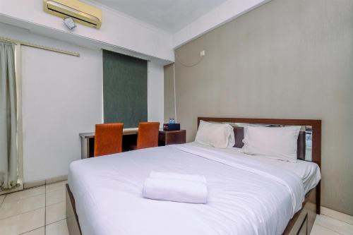 Pondokcina Apartment | Relaxing Studio Apartment at Margonda Residence 2 near UI By Travelio