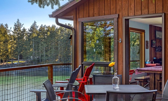Roche Harbor House | Relaxing Waterfront Home Near Roche Harbor! (DHC)