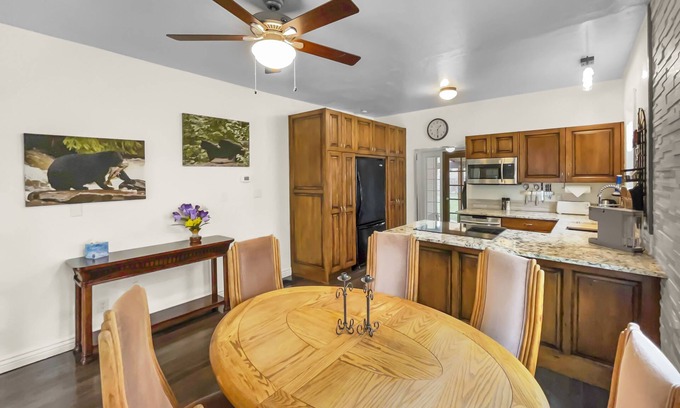 Grand Junction Cottage | Reminiscent Downtown Cottage