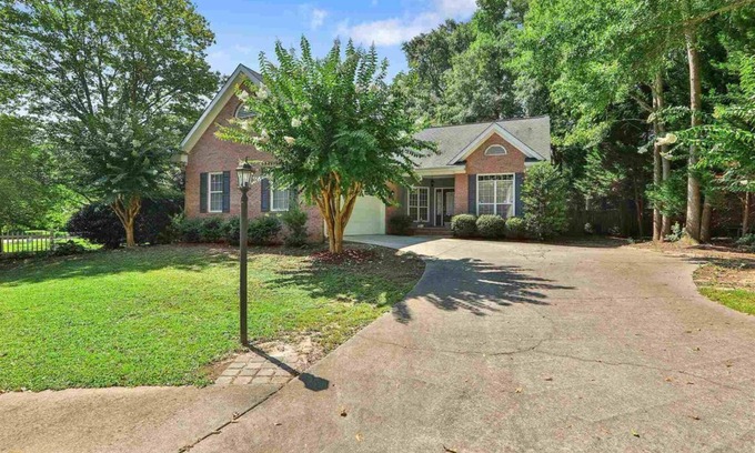 Fayetteville House | Remodeled modern gem in the heart of Fayetteville