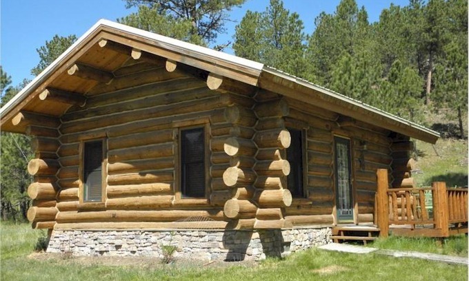 Custer House | Renegade Log Cabin