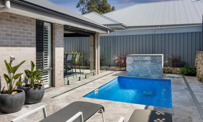 Belmont North House | Rengor Executive Retreat