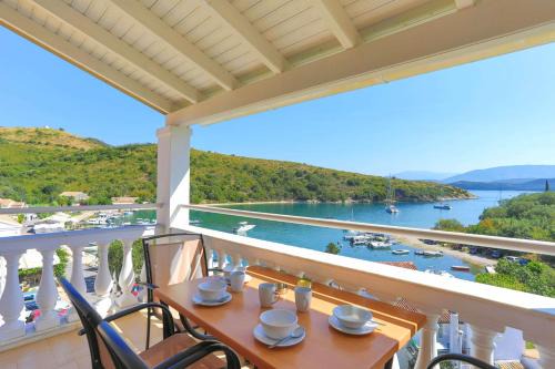 Agios Stefanos Apartment | Renoula Saint Stephanos