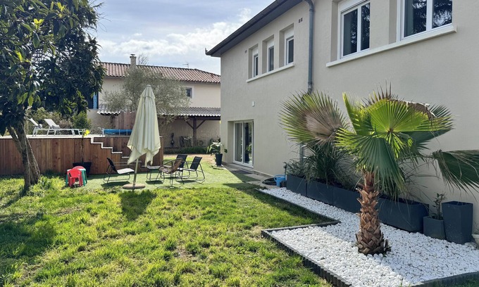Roquemaure House | Renovated villa 150 m² with pool & garden