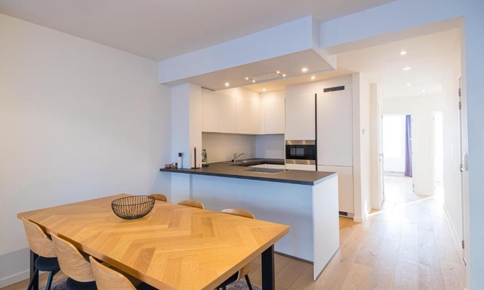 Mariakerke Apartment | Renovated 2-Bedroom Apartment in Oostende