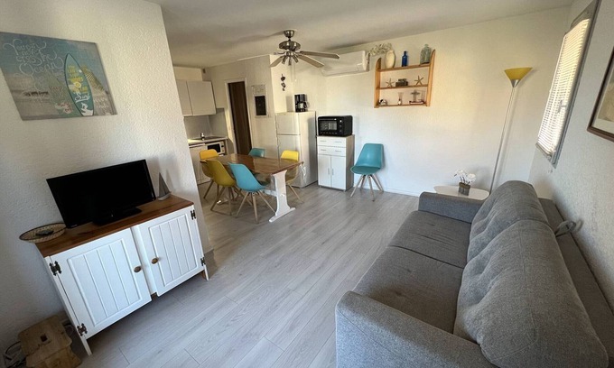 Port Leucate Apartment | Renovated & Air-Conditioned T2 Apartment Near Beach with Parking & Modern Amenities