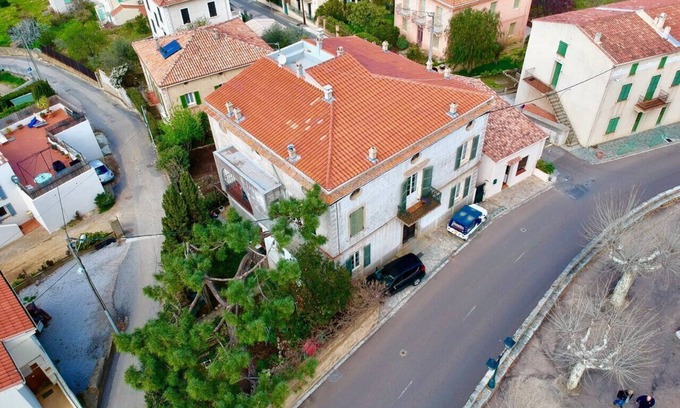 Calenzana Apartment | renovated apartment in bourgeois house