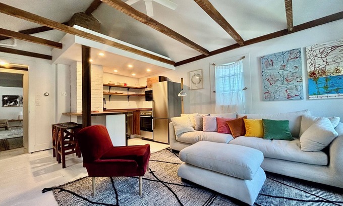 Salisbury Apartment | Renovated Apartment on Main St.
