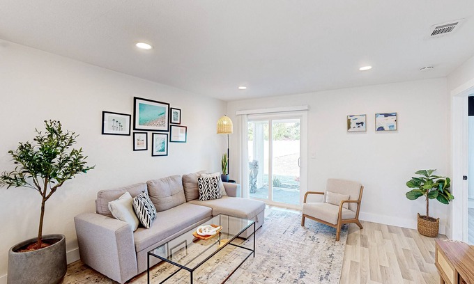 Bay Acres House | Renovated duplex near beach with central AC & private W/D-Dogs ok