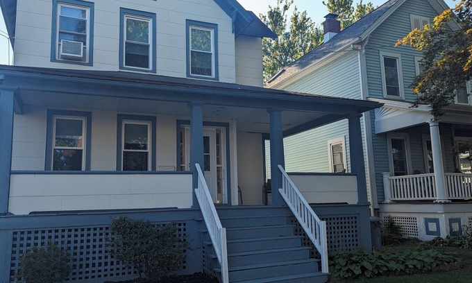 Saugerties House | Renovated home with spa access Steps from Cantine Field/HITS