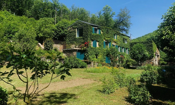 Caudebronde House | Renovated private property, on a rare and preserved natural site.