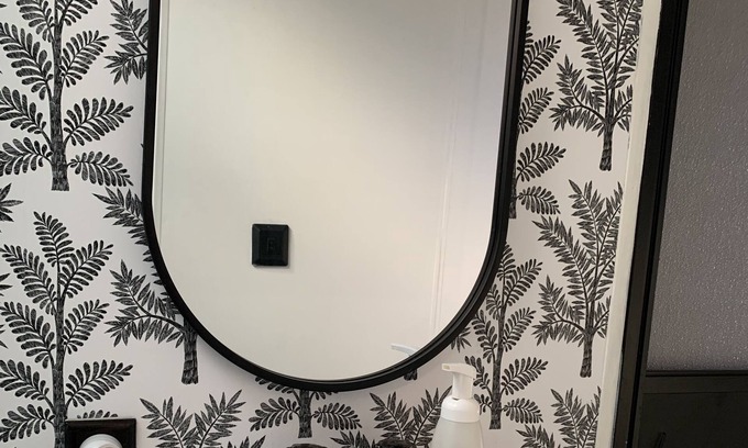 Earlsboro House | Renovated RV on the Farm