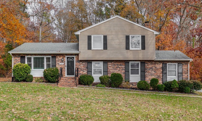 Midlothian Boat Rental | Renovated Southside Suburban Sanctuary In Highly Sought After Suburb