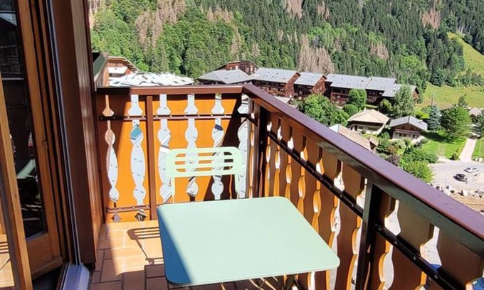 Station de Drouzin le Mont Apartment | Rent 2 rooms cabin mezzanine in Saint-Jean-d'Aulps, ski-in/ski-out, parking, pets allowed