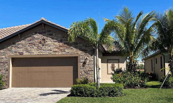 Rural Estates Villa | Rent a Stunning House in Naples, Florida