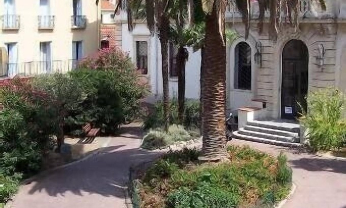 Amelie-les-Bains-Palalda Apartment | Rent Appt F2 Amelie Les Bains classified 2 stars