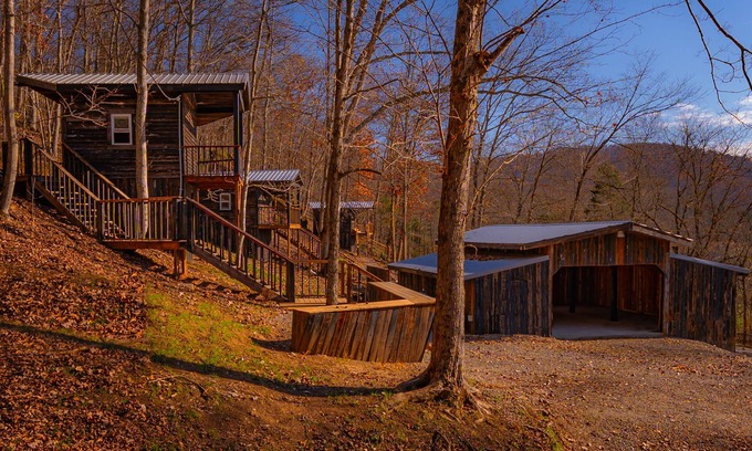 Lynx Cabin | Rent Entire Property | 7 Cabins | Sleeps up to 39