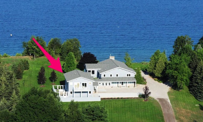 Lake Leelanau House | Rent Two Suites On A Beautiful Five Acre Estate