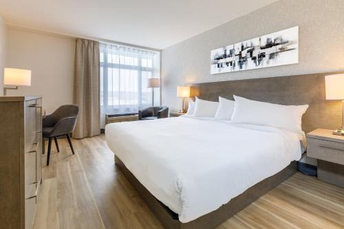 Duberger-Les Saules Hotel | Repotel Henri IV Québec