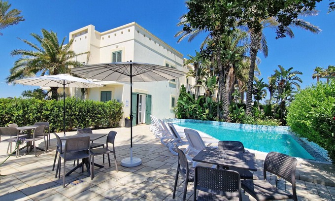 Torre San Giovanni Apartment | Residence AraInn Castro - Pool, Sleeps 4, WiFi