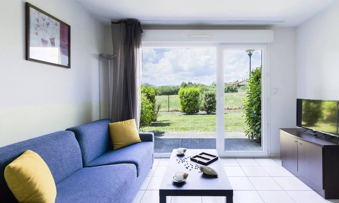 Gerzat Apartment | Residence Garden & City Clermont-Ferrand Gerzat* - 3 rooms 6 people
