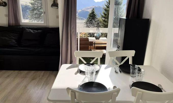 Eclose-Ouest Apartment | Residence Horizons D'huez - Studio for 4 persons of 24m2 - Huez's Alpe