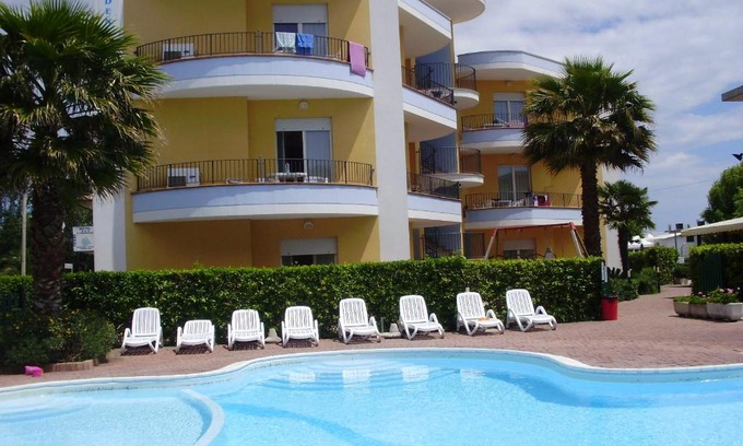 Cologna Spiaggia Apartment | Residence Il Triangolo