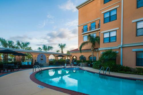 Bonanza Hotel | Residence Inn by Marriott Laredo Del Mar