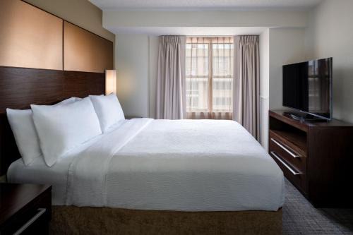 Dupont Circle Hotel | Residence Inn Washington, DC/Dupont Circle