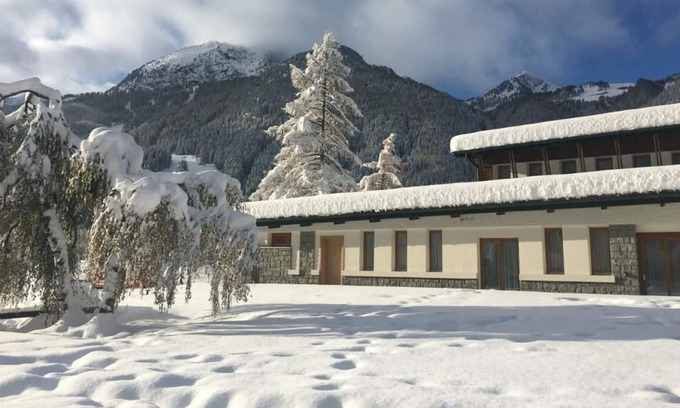 Gressoney-Saint-Jean Apartment | Residence in Gressoney-saint-jean with 1 bedrooms sleeps 7