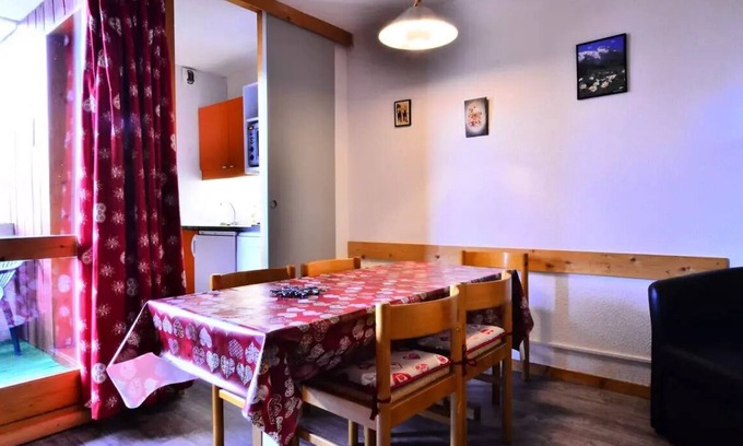 Montchavin Apartment | Residence LES AVRIERES BAS - 2 Rooms for 5 People