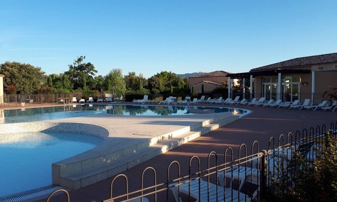 Aubignan House | Residence Les Demeures du Ventoux