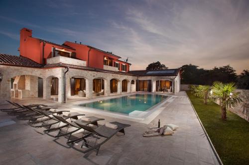 Jursici Villa | Residence Monaco for 10 people in Central Istria with 65 m2 private pool, large garden & spa