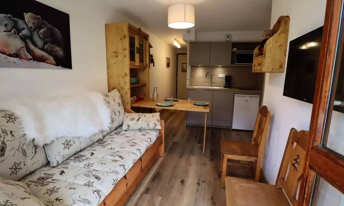 Areches Apartment | Residence Val Blanc 2 - Apartment 3 people renovated in 2022 village center Ranked 2 stars