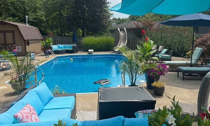 Parma House | RESORT HOME, POOL OPEN/HEATED, HOT TUB, FIRE PIT, INFINITY DIGITAL GAME TABLE.