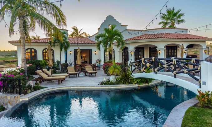 San Jose del Cabo Villa | Resort Living! Ocean View Villa on Golf Course