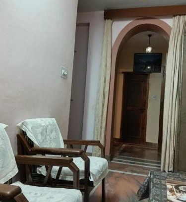 Old Manali Hotel | Resort Shine Astha with garden and mountain view, Pet friendly