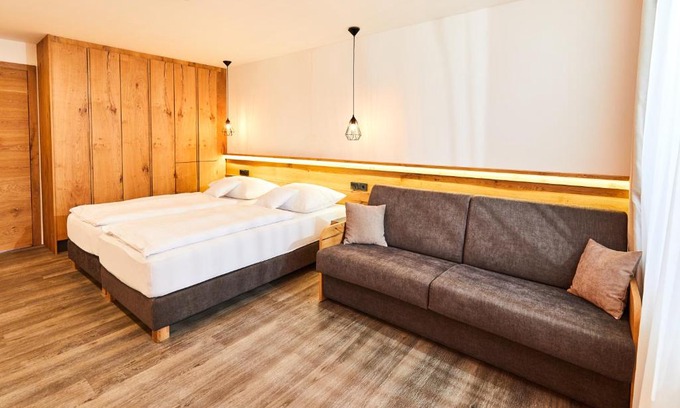Snezne Apartment | Resort Sněžné AMANITA