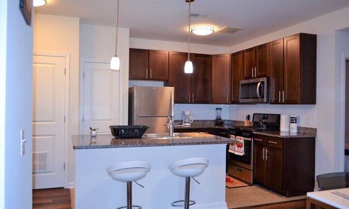 Hillsborough Apartment | Resort style , upscale 2bedroom with den ( 3rd bed room) free parking