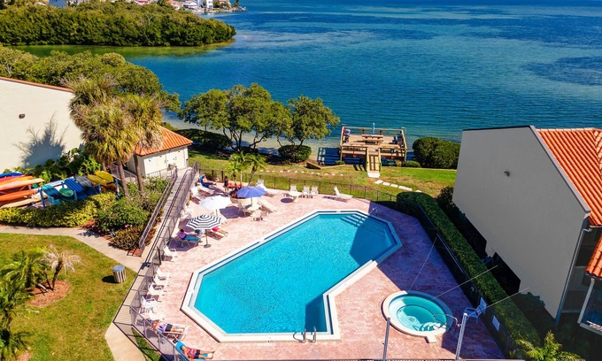 Tierra Verde Apartment | Resort style Living Condo in Tierra Verde, St. Petersburg, Fl