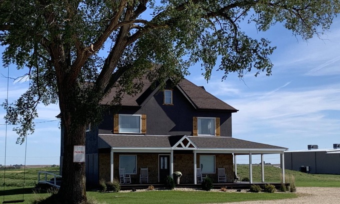 Dickeyville House | Restored farmhouse sits atop 54 acres with 360 degree views of picturesque WI.