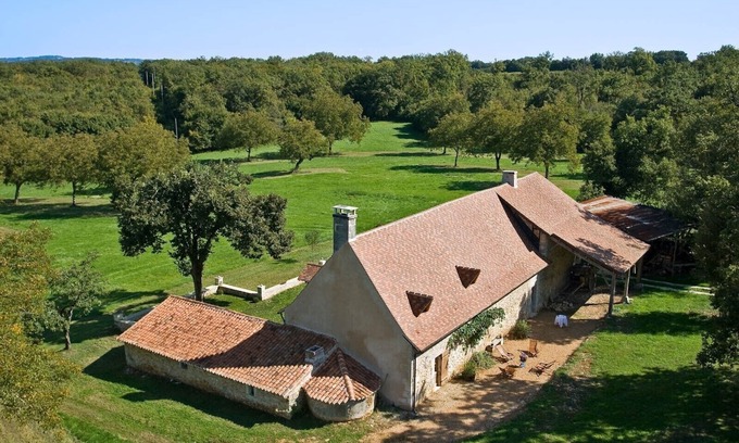 Eyzerac Other | Restored stone farmhouse-authenticity- 14 pers - Nature-Private secure swimming pool