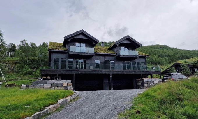 Møre og Romsdal House | Resvegen 63