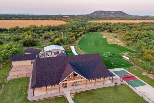 Tuscola House | Retreat Abilene A Retreat Dfw Experience