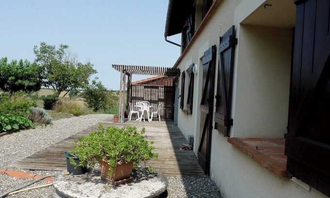 Rieux-Volvestre House | Retreat farm, in a large Parkland overlooking the Pyrenees,at end of road