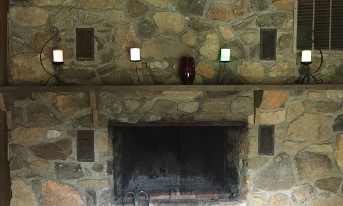 Culpeper House | Retreat Venue to Host up to 36