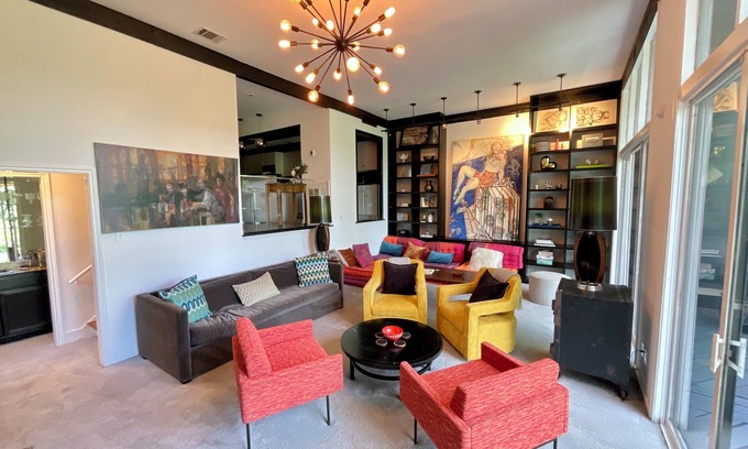 The Villages House | Retro Meets the Wild on the Buffalo Bayou, Take a Step Back to the 60's