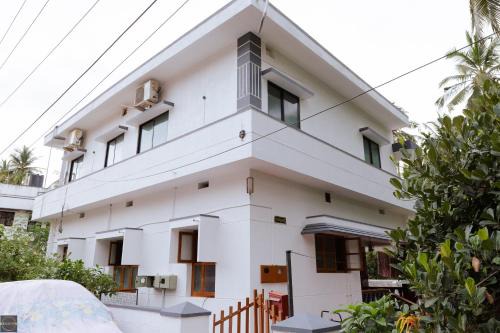 Udupi Apartment | Reunion Arya Studio Stays