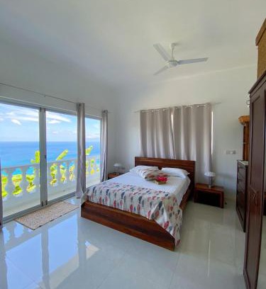 Glacis Villa | Reve Blêu